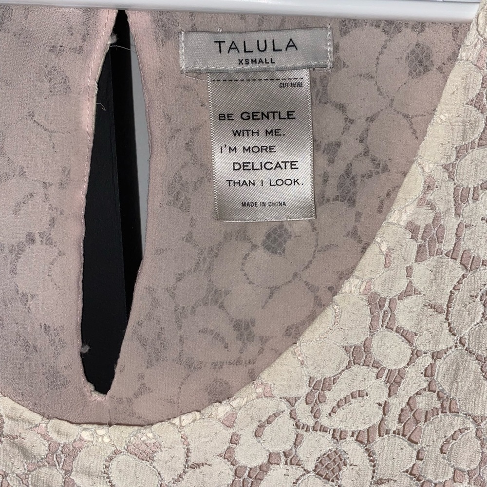 Aritzia Tanks Size X Small